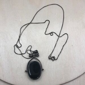 Vintage 2 sided MoP & Onyx sterling silver 925 pendant necklace Victorian style.